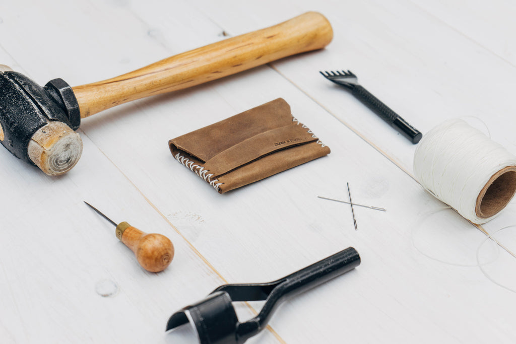 How to Make a Simple Leather Card Holder